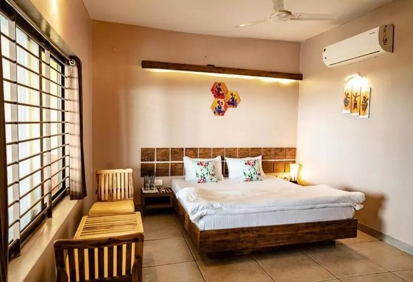 Hotelli The Satpura Panchtatva Villa