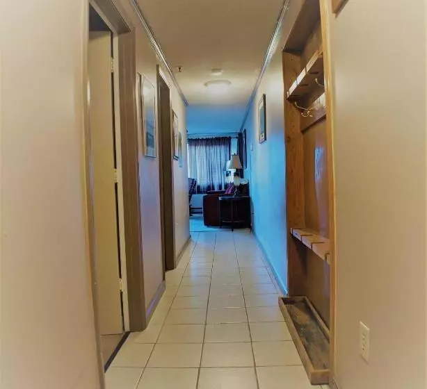 Stroll To Slopes, Village Area, Ski In Out Mtlodge 242