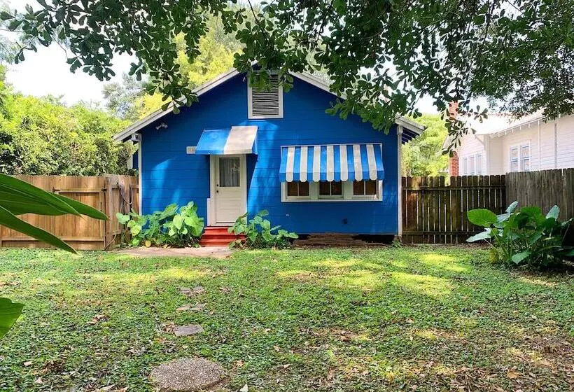 Retkeilymaja Blue Moon Guest House