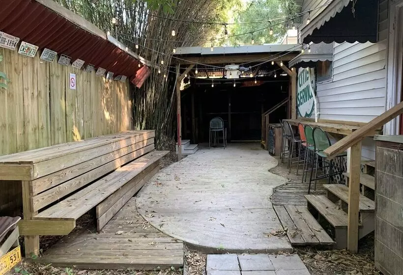 Retkeilymaja Blue Moon Guest House
