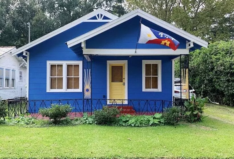 Retkeilymaja Blue Moon Guest House
