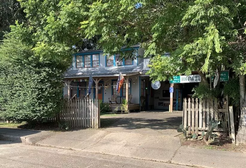 Retkeilymaja Blue Moon Guest House
