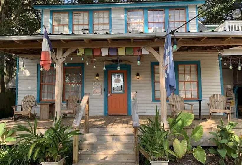 Retkeilymaja Blue Moon Guest House