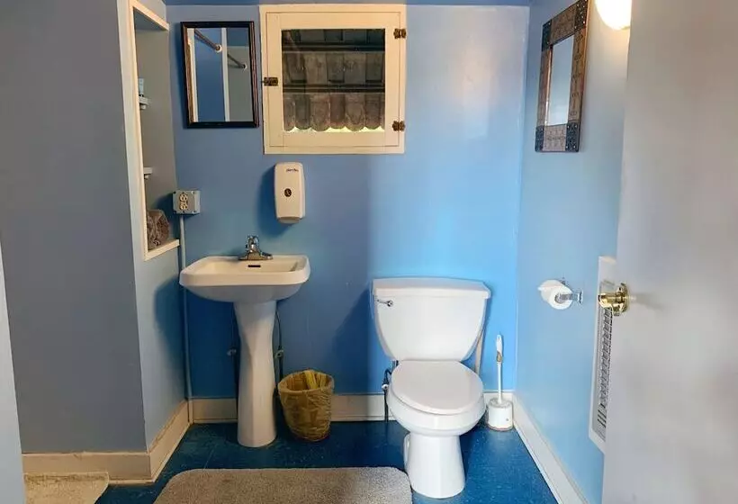 Retkeilymaja Blue Moon Guest House