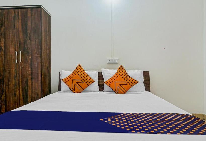 ホテル Spot On 75778 Shiv Sai Inn