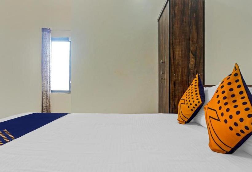 ホテル Spot On 75778 Shiv Sai Inn