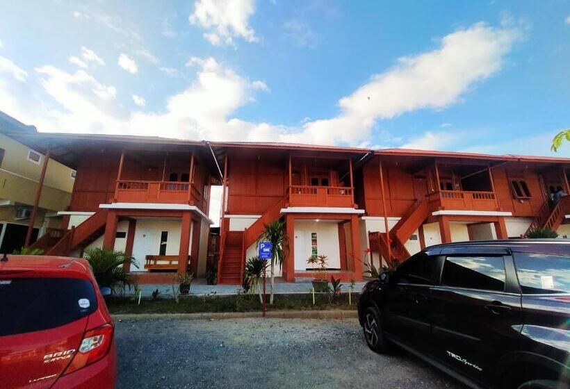 בית מלון כפרי Granada Inn Palu