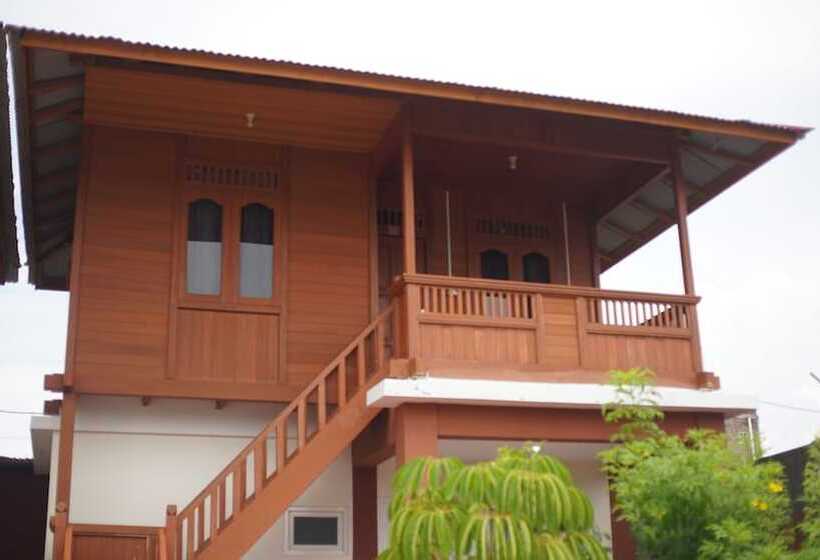 בית מלון כפרי Granada Inn Palu