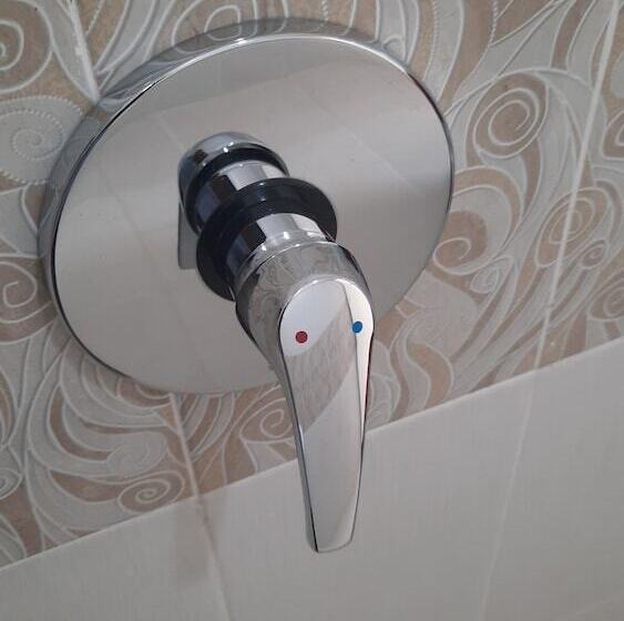 בית מלון כפרי Granada Inn Palu