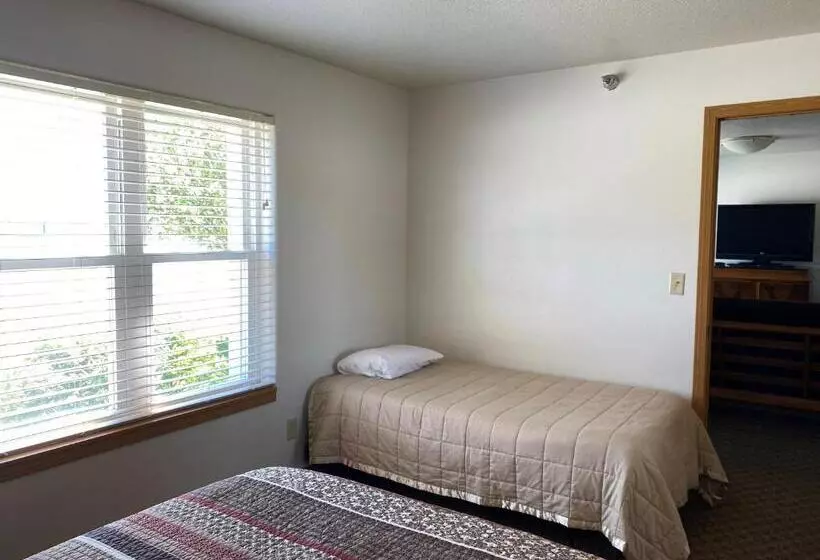 هتل Nauvoo Vacation Condos And Villas