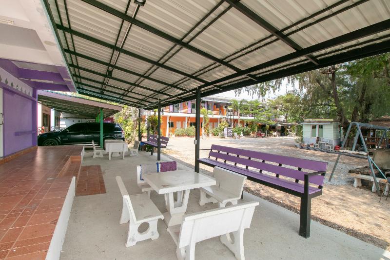 Hotel Oyo 931 Sor Chareanpanit