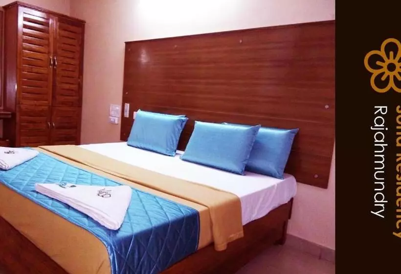 هتل Sona Residency