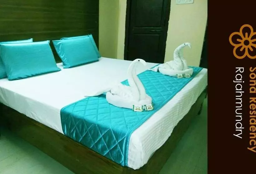 هتل Sona Residency