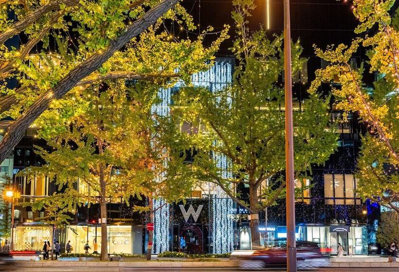 בית מלון כפרי W Osaka