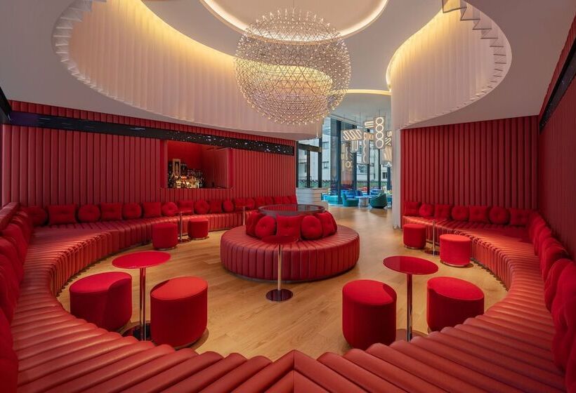 בית מלון כפרי W Osaka