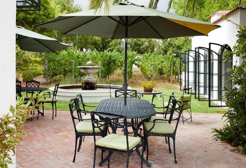 پانسیون Deux Frères Wine Estate & Luxury Villas