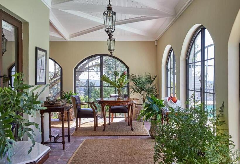 پانسیون Deux Frères Wine Estate & Luxury Villas