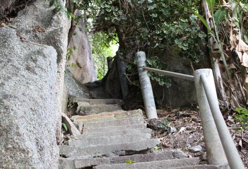 Plaa's Thansadet Resort