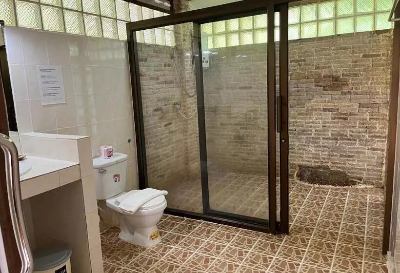 Plaa's Thansadet Resort