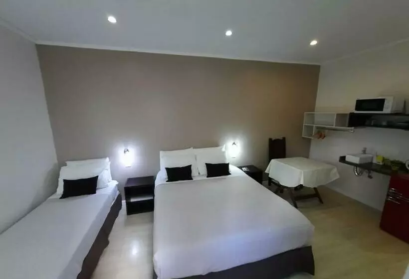 هاستل Posada Del Angú