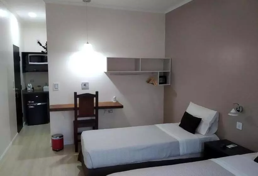 هاستل Posada Del Angú
