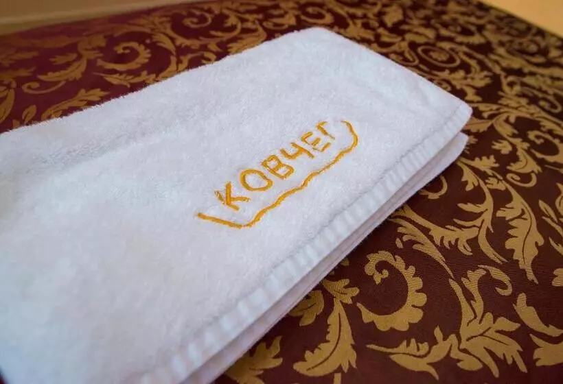 Hotel Kovcheg
