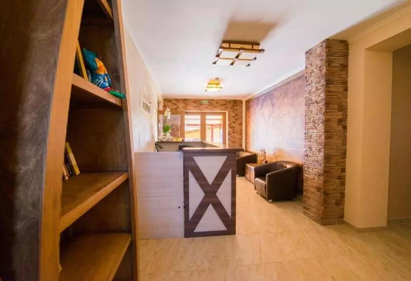 Hotel Kovcheg