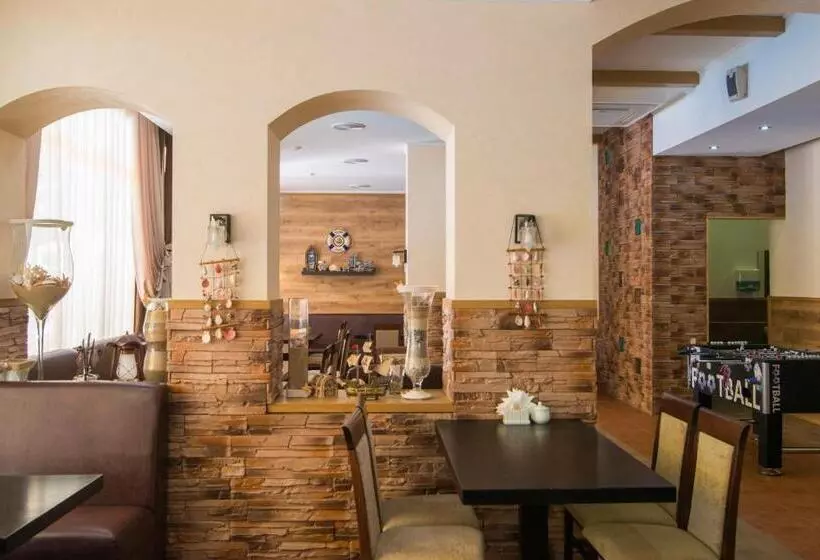 Hotel Kovcheg
