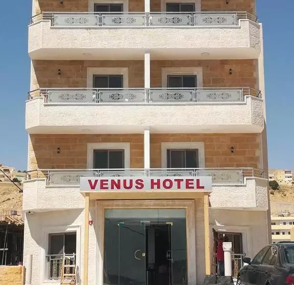 هتل Venus