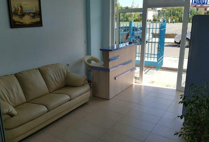 پانسیون Ivanovi Guest House