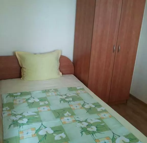 پانسیون Ivanovi Guest House