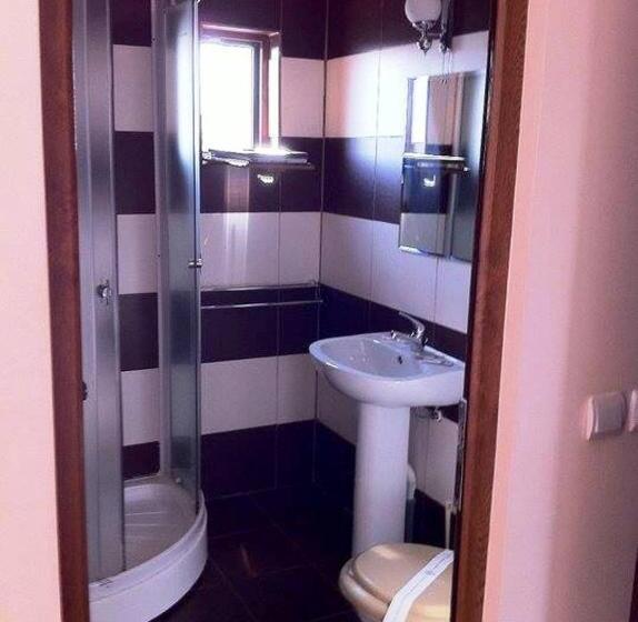 بنسيون Omega Mamaia Nord