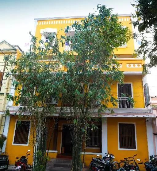 پانسیون Ram Guest House