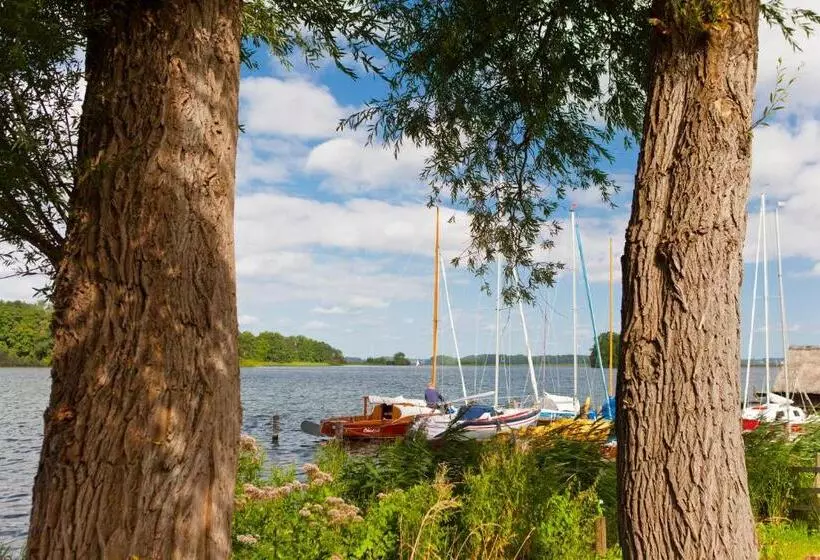 Strauers Hotel Am See