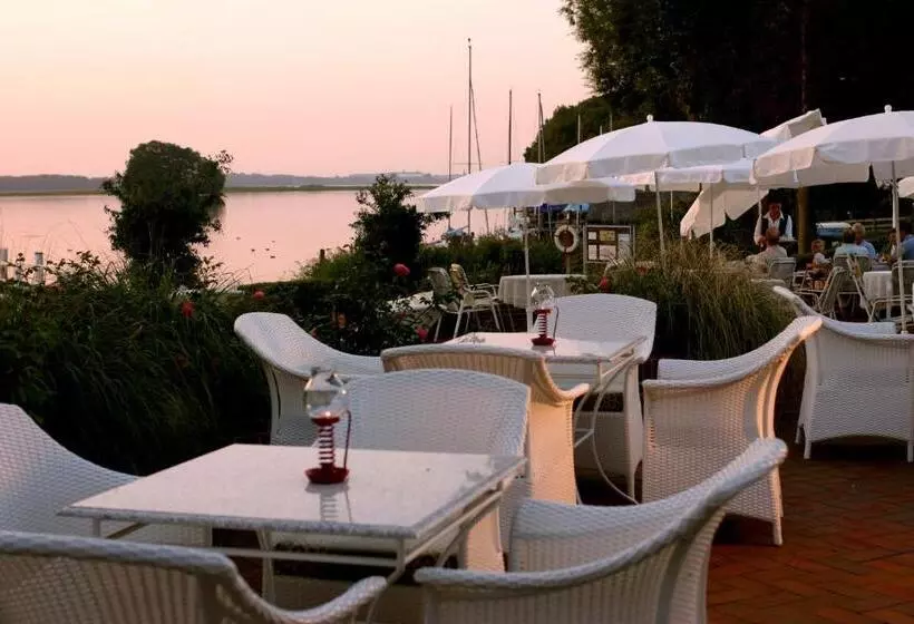 Strauers Hotel Am See