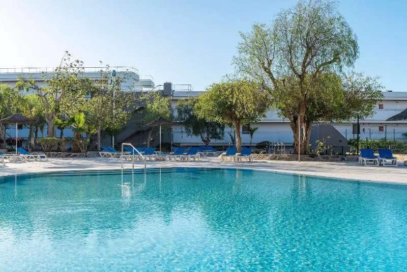 Aguamarina Golf Apartments