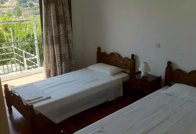 Dimitrakis Apartments