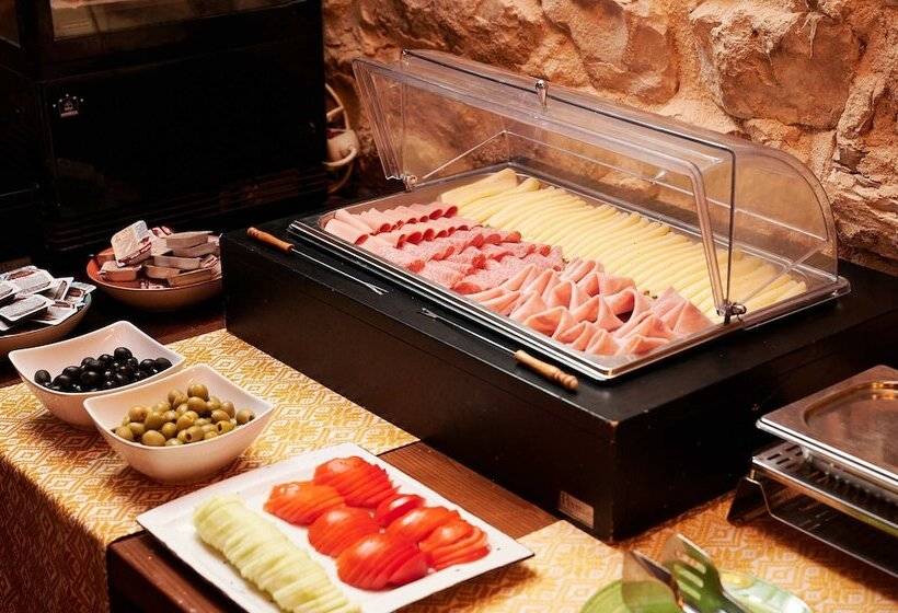 Heritage Hotel Tragos