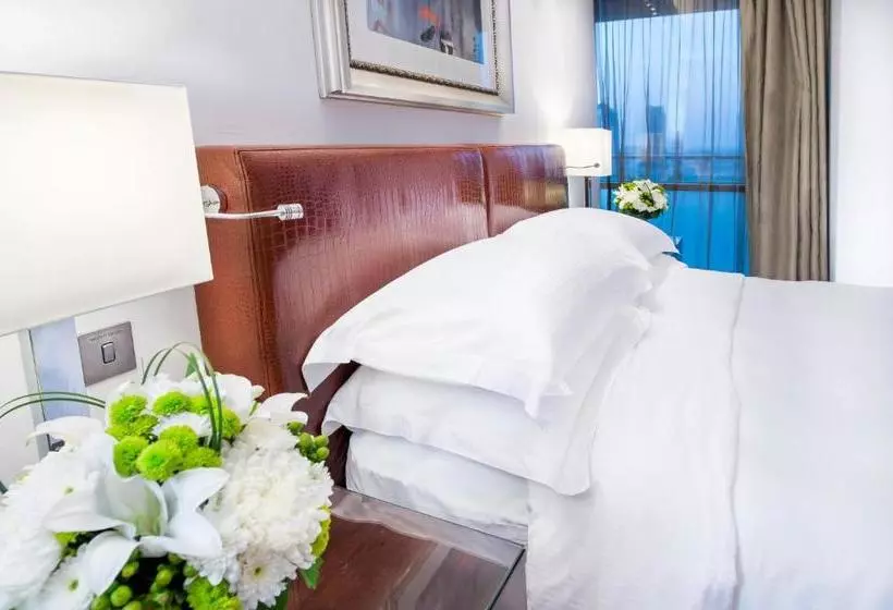 Отель Burjuman Arjaan By Rotana Dubai