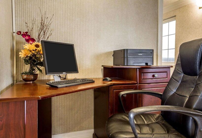 ホテル Comfort Inn Modesto