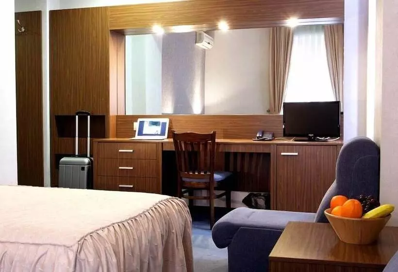 ホテル Diter Family