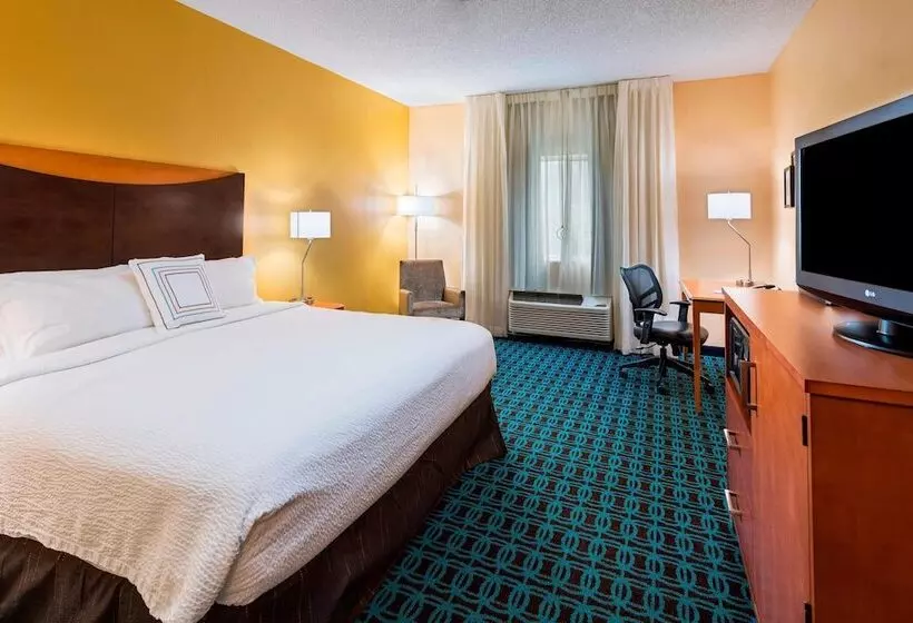 هتل Fairfield Inn And Suites St Petersburg Clearwater