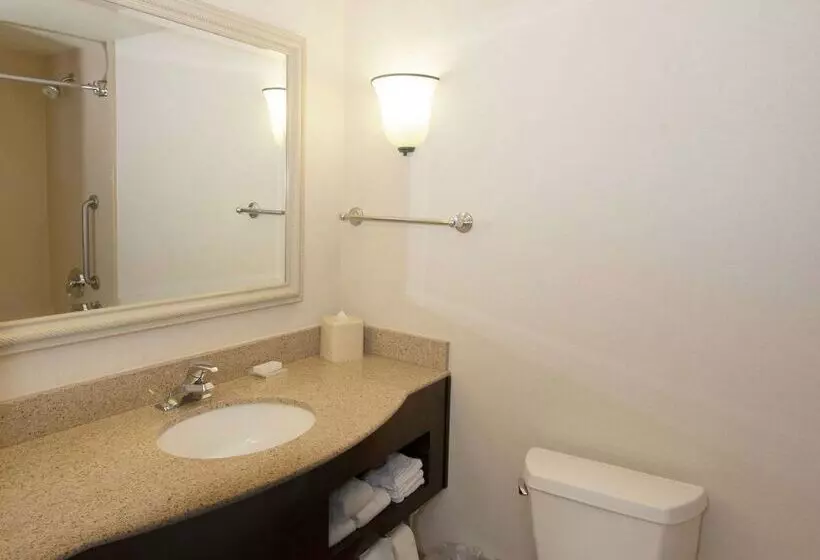 Отель Hilton Garden Inn Palm Springs Rancho Mirage