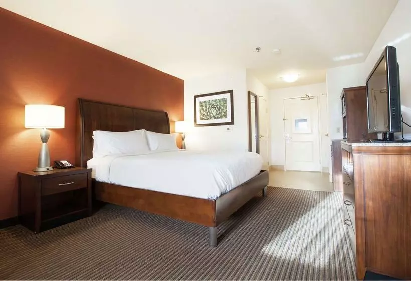 Отель Hilton Garden Inn Palm Springs Rancho Mirage