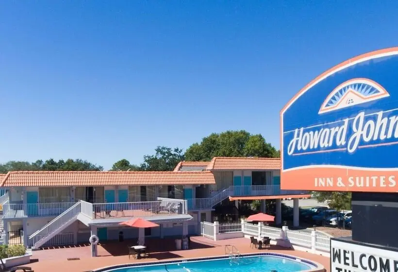 Отель Howard Johnson By Wyndham Clearwater Dunedin