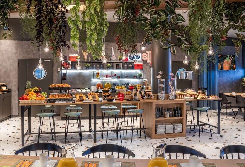 هتل Ibis Madrid Aeropuerto Barajas