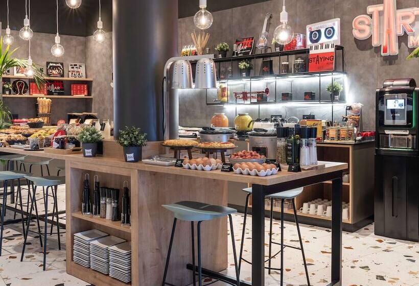 هتل Ibis Madrid Aeropuerto Barajas