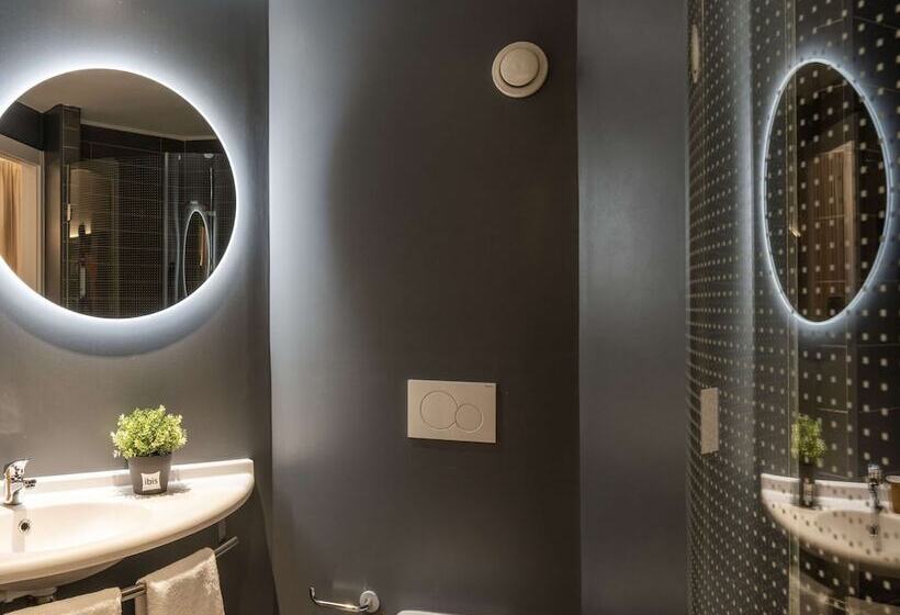 هتل Ibis Madrid Aeropuerto Barajas