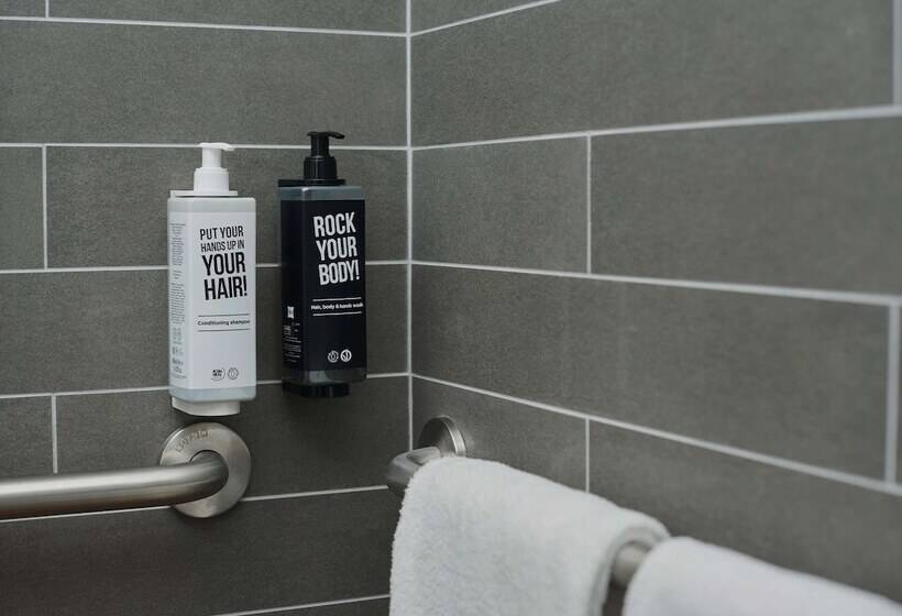 هتل Ibis Madrid Aeropuerto Barajas