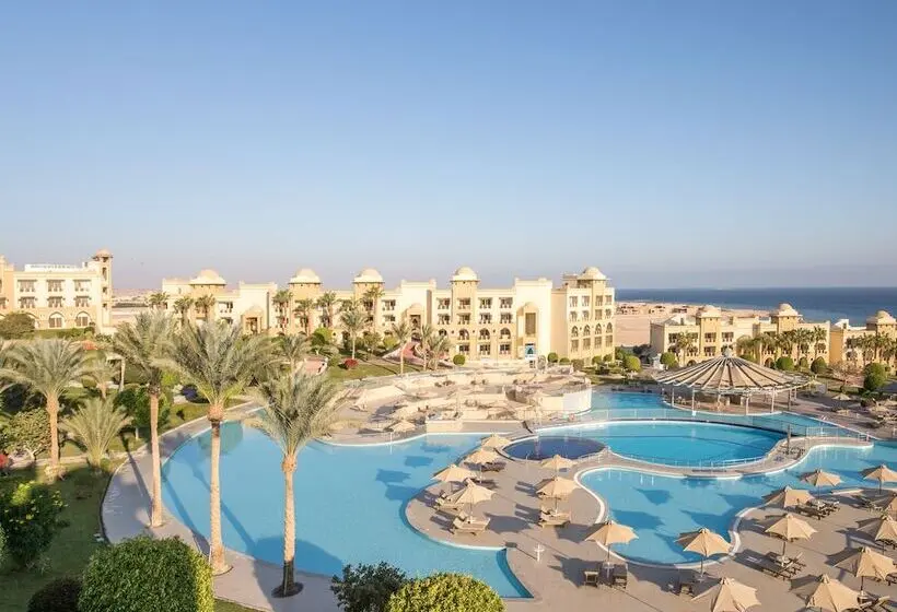 هتل SRNTY Sea Reef - Ex Serenity Alpha Beach